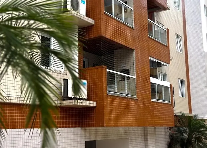 Canto nobre da Praia Grande - Apartamento completo e confortável